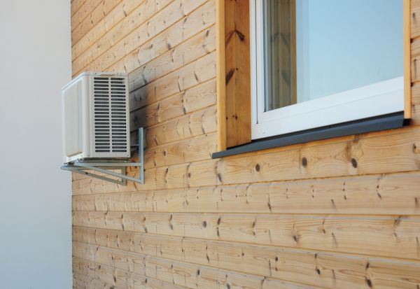 Cost of Pine Wood Siding Installation in Springfield